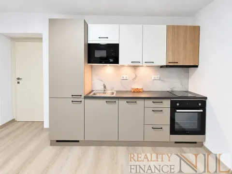 Pronájem bytu 3+kk, Plzeň, Zahradní, 75 m2
